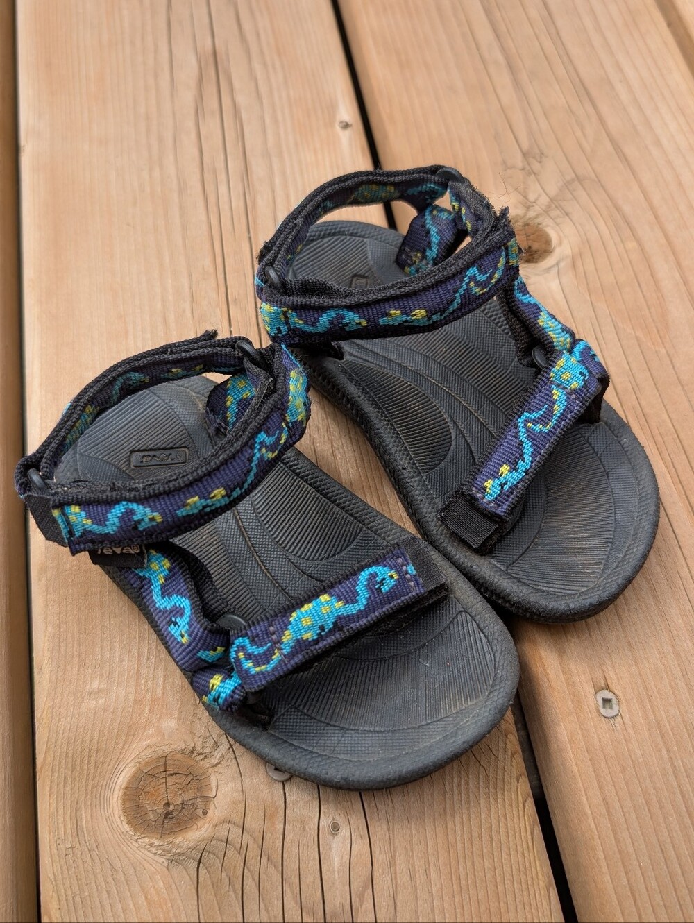 Teva Toddler Sandals 6 Blue Dinosaurs